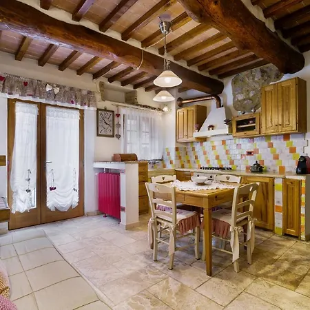 La Casetta Nel Borgo * Castelnuovo di Val di Cecina